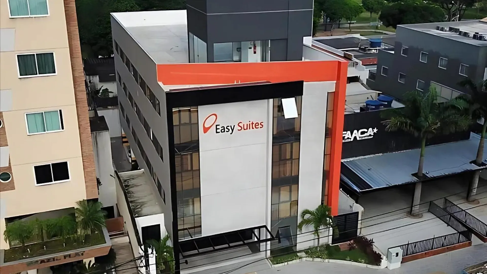 Easy Suites Natal Hotel
